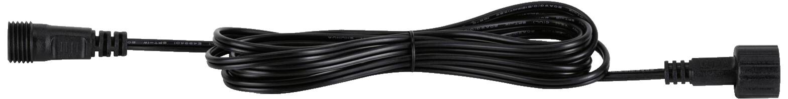 Schwarzes Stromverlängerungskabel mit männlichem und weiblichem Anschluss, aufgerollt, liegt auf weißem Hintergrund.