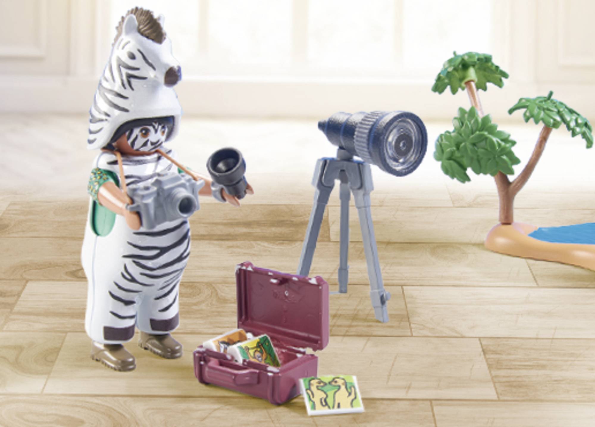Playmobil® Wiltopia Unterwegs mit der Tierfotografin 71295