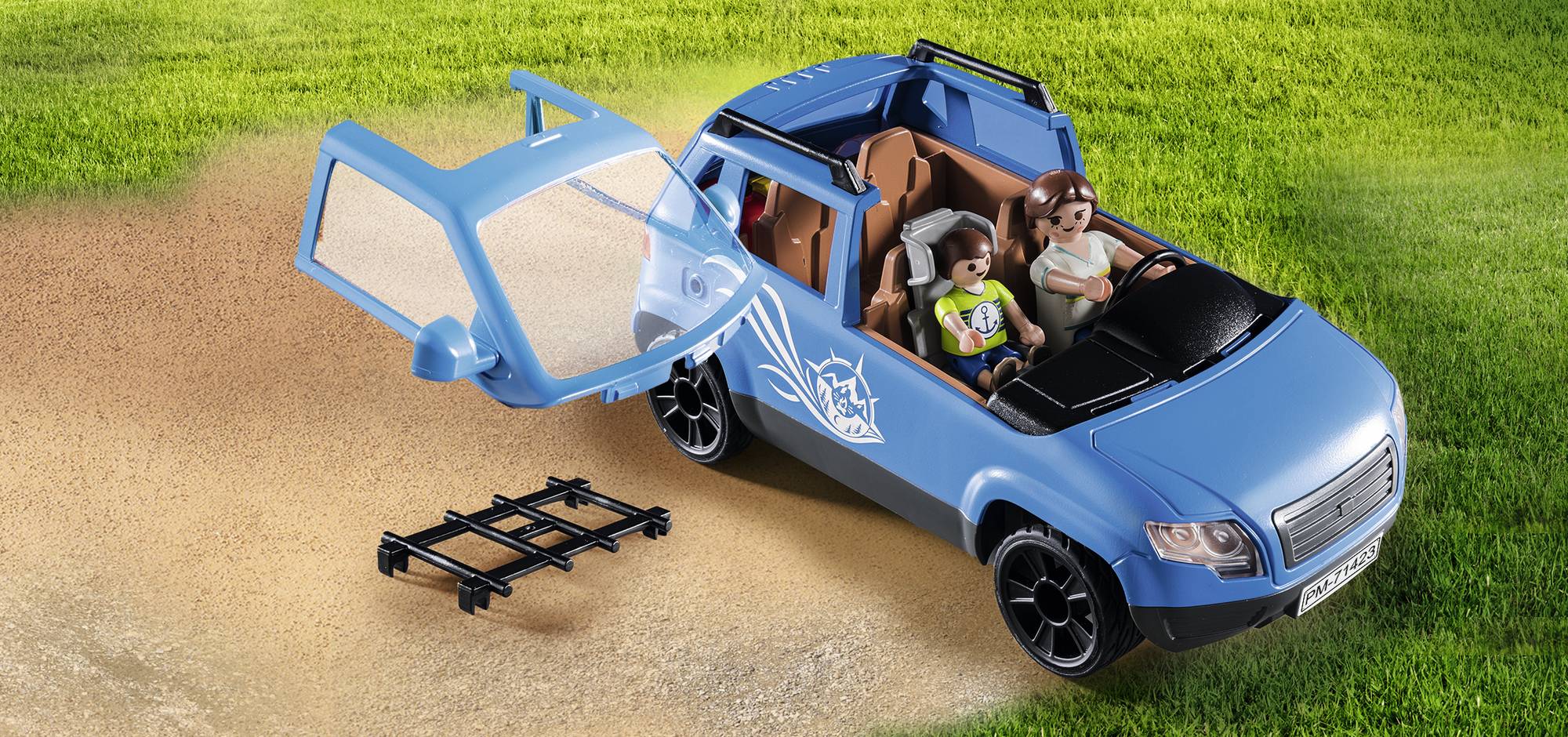 Playmobil® Family Fun Wohnwagen mit Auto 71423