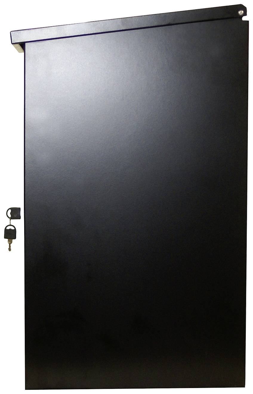 Schwarzer Metallschrank mit Schloss und Schlüssel an der linken Seite. Der Schrank hat eine glatte Oberfläche und wirkt robust.