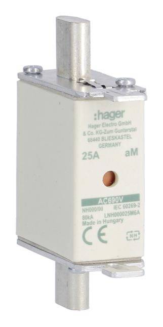 Sicherung von Hager, 25A, 690V, Modellnummer NH000GU2, hergestellt in Ungarn, Firmenlogo und Bezeichnung abgebildet.