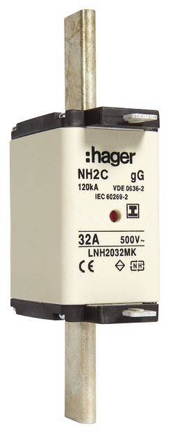 NH-Sicherung von Hager, Modell NH2C gG, 120 kA, 32 A, 500 V. Zylinderförmige Sicherung mit Metallkontakten und relevanten Normen.