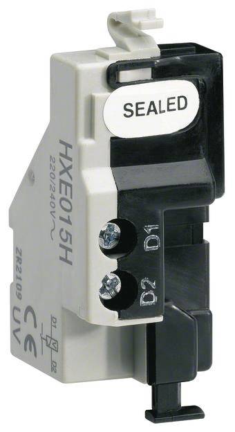Ein elektrischer Schalter mit CE-Zeichen und Aufschrift 'SEALED'. Spannung: 220-240V. HXE015H Modell. Enthält zwei Schraubkontakte.