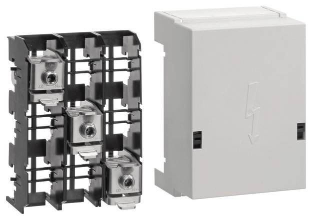 Verteilerblockgehäuse mit geöffnetem Deckel zeigt interne Anschlüsse. Auf der Außenseite des geschlossenen Teils befindet sich ein Blitzsymbol.