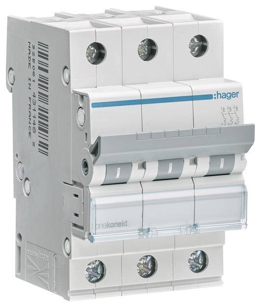 Ein dreipoliger Leitungsschutzschalter von der Marke 'Hager', geeignet für den Schutz elektrischer Schaltungen vor Überlastungen.