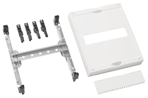 Einzelteile eines Elektrokastens: Metallrahmen, vier schwarze Befestigungen und ein weißes Gehäuse mit Sichtfenster, zeigt Aufbau und Komponenten.