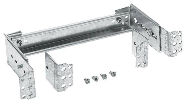 Metallischer Montagewinkel mit Schrauben, geeignet zum Befestigen von Strukturen oder Vorrichtungen an Wänden oder Decken.