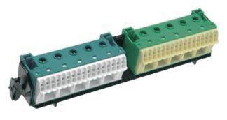 Ein zweireihiger elektrischer Terminalblock mit grünem und blauen Gehäuse, verwendet für sichere elektrische Verbindungen.