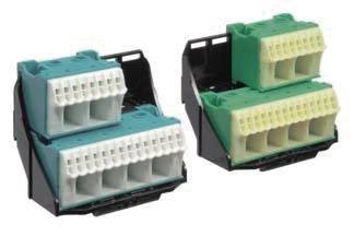 Zwei elektrische Steckverbinder in verschiedenen Farben, montiert auf schwarzen Halterungen, nebeneinander aufgestellt.