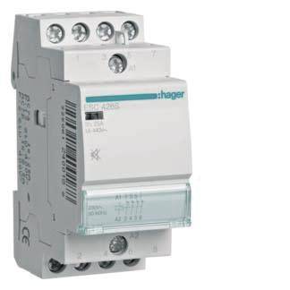 Ein weißer, rechteckiger elektrischer Schutzschalter mit mehreren Anschlussklemmen und der Aufschrift 'Hager'.