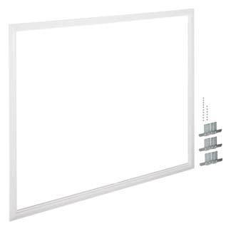Weißes rechteckiges Whiteboard mit einer Montagesatz rechts daneben; enthält Schrauben und Halterungen zur Wandbefestigung.