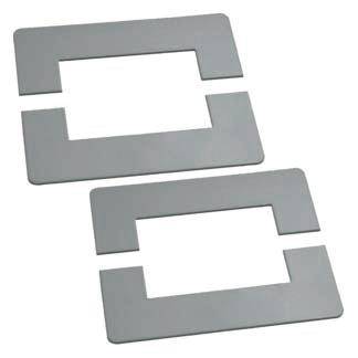 Zwei rechteckige, graue Metallplatten mit zentralen Ausschnitten, die nebeneinander liegen.