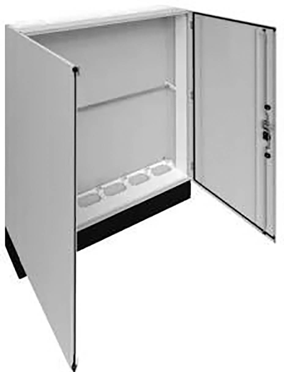 Elektrischer Schaltschrank mit geöffneter Tür, zeigt interne Steckdosenleisten unten.