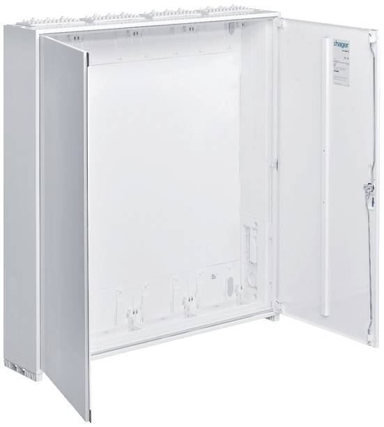 Offener, leerer Schaltschrankschrank mit einigen Innenfächern, geeignet für elektrische Installationen.