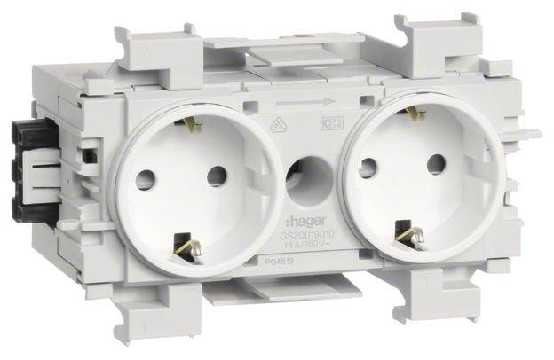 Doppelsteckdose hellgrau, europäischer Standard, Modellnummer 'GS302' von Hager, geeignet für 16A und 250V, im weißen Rahmen montiert.