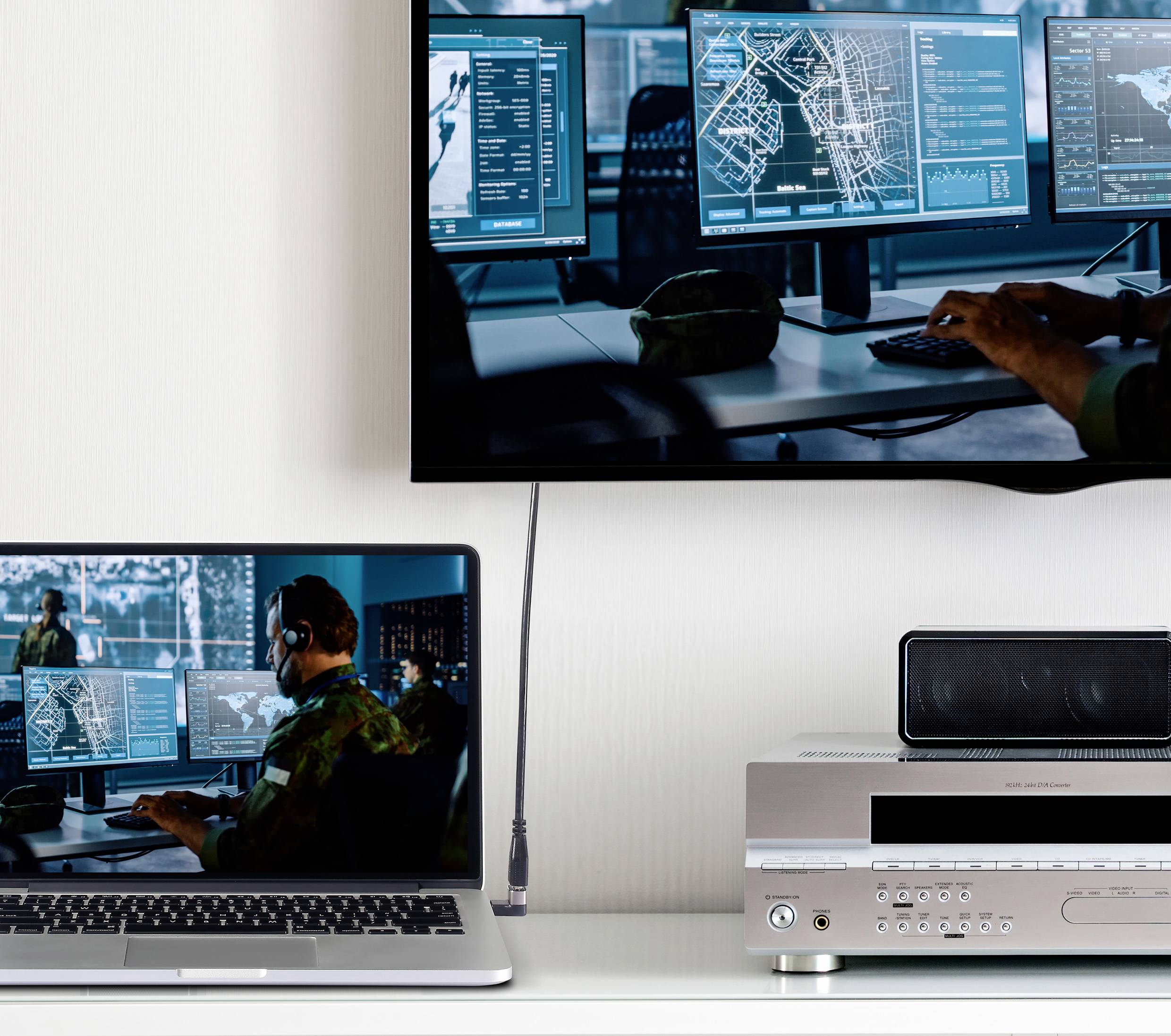 SpeaKa Professional SP-11302012 HDMI Adapter [1x HDMI-Stecker - 1x HDMI-Buchse] Schwarz, Silber UHD 8K @ 60 Hz, UHD 4K @ 120H