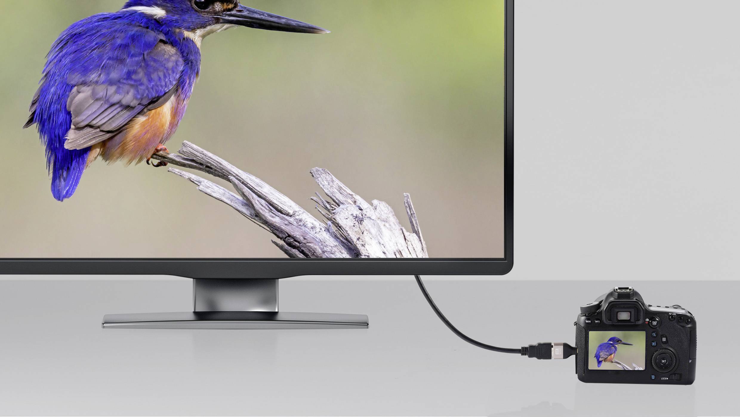 SpeaKa Professional SP-11302016 HDMI Adapter [1x HDMI-Stecker D Micro - 1x HDMI-Buchse] Schwarz, Silber UHD 8K @ 60 Hz, UHD 4K