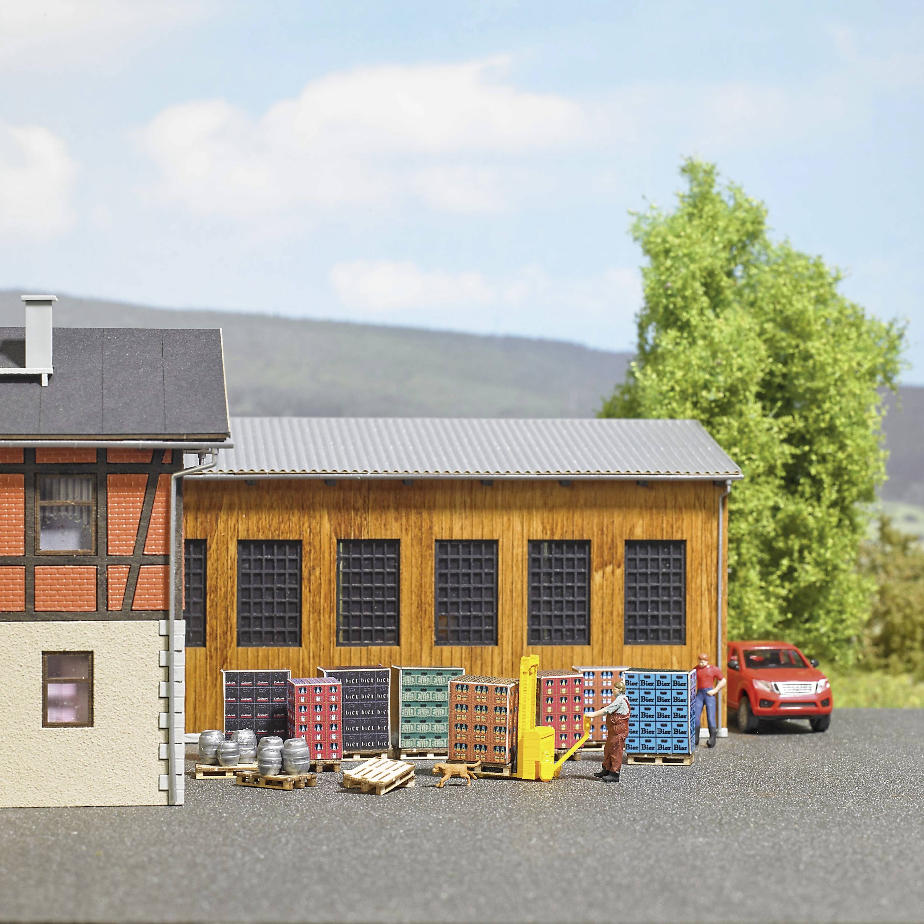 Busch 1814 H0 Paletten mit Getränkekisten Bausatz