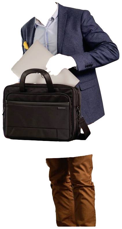 Eine Person in einem Business-Anzug steckt ein Dokument in eine schwarze Aktentasche.