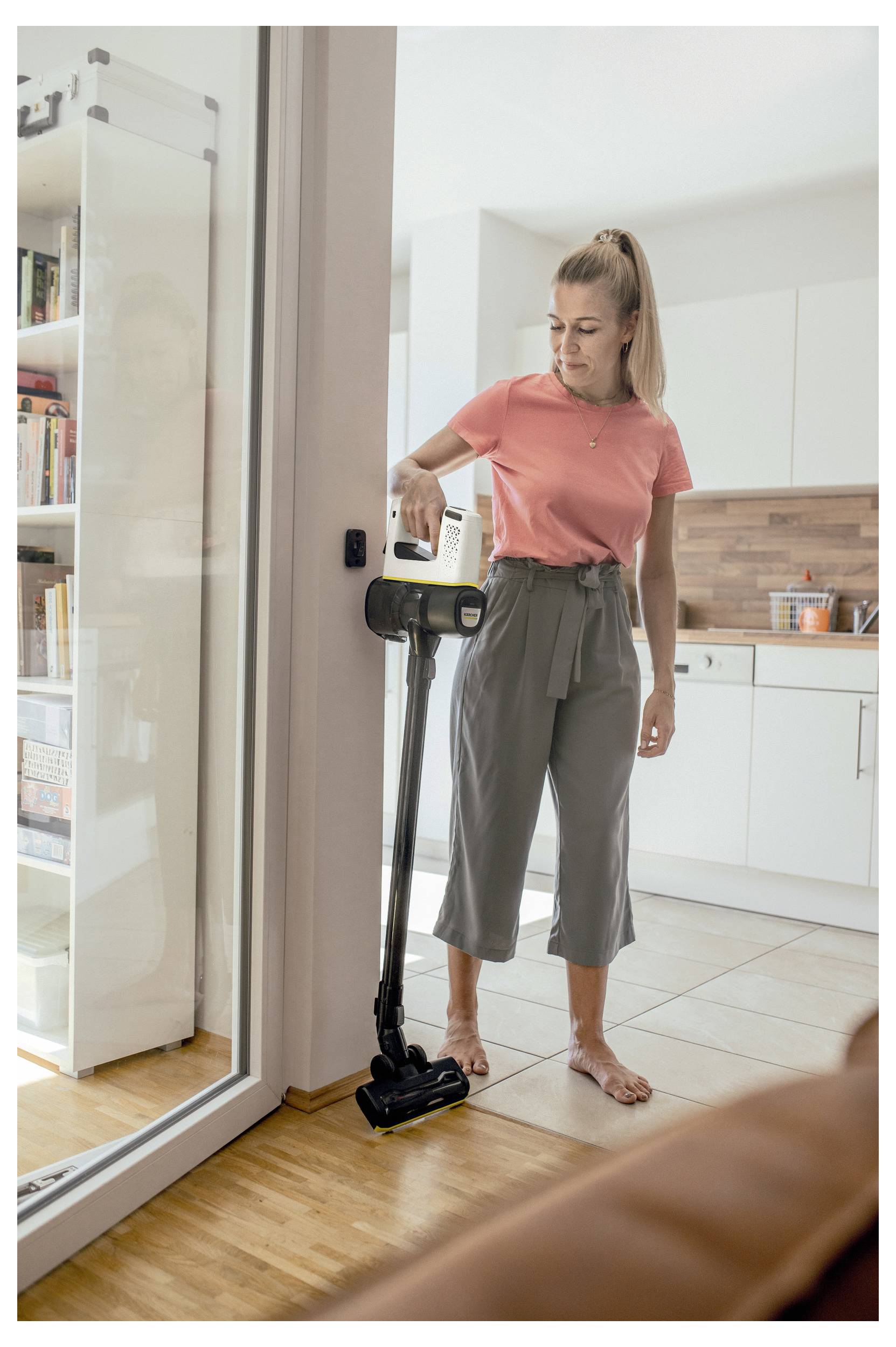 Kärcher Home & Garden VC 4 Cordless myHome Pet 1.198-633.0 Akku-Sauger 0.65l inkl. 1 Akku