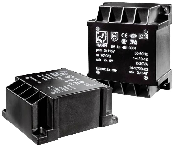 Zwei schwarze elektronische Transformatoren mit Aufschriften, die technische Details wie Spannung und Stromstärke angeben.