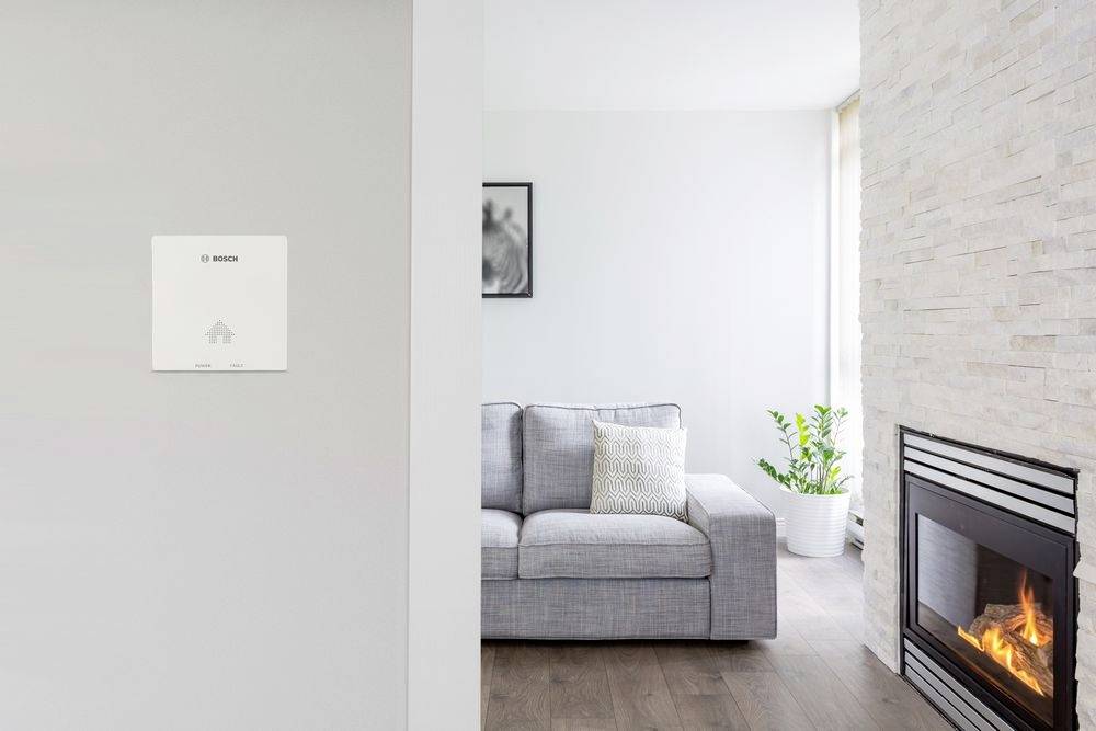 Bosch Home Comfort D-CO Kohlenmonoxid-Melder batteriebetrieben detektiert Kohlenmonoxid