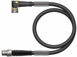 Ein schwarzes, flexibles Kabel mit Metallanschlüssen an beiden Enden, geeignet zur Verbindung von elektronischen Geräten.