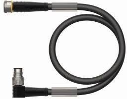 Ein schwarzes, flexibles Kabel mit Metallanschlüssen an beiden Enden, in einem lockeren Kreis geformt.