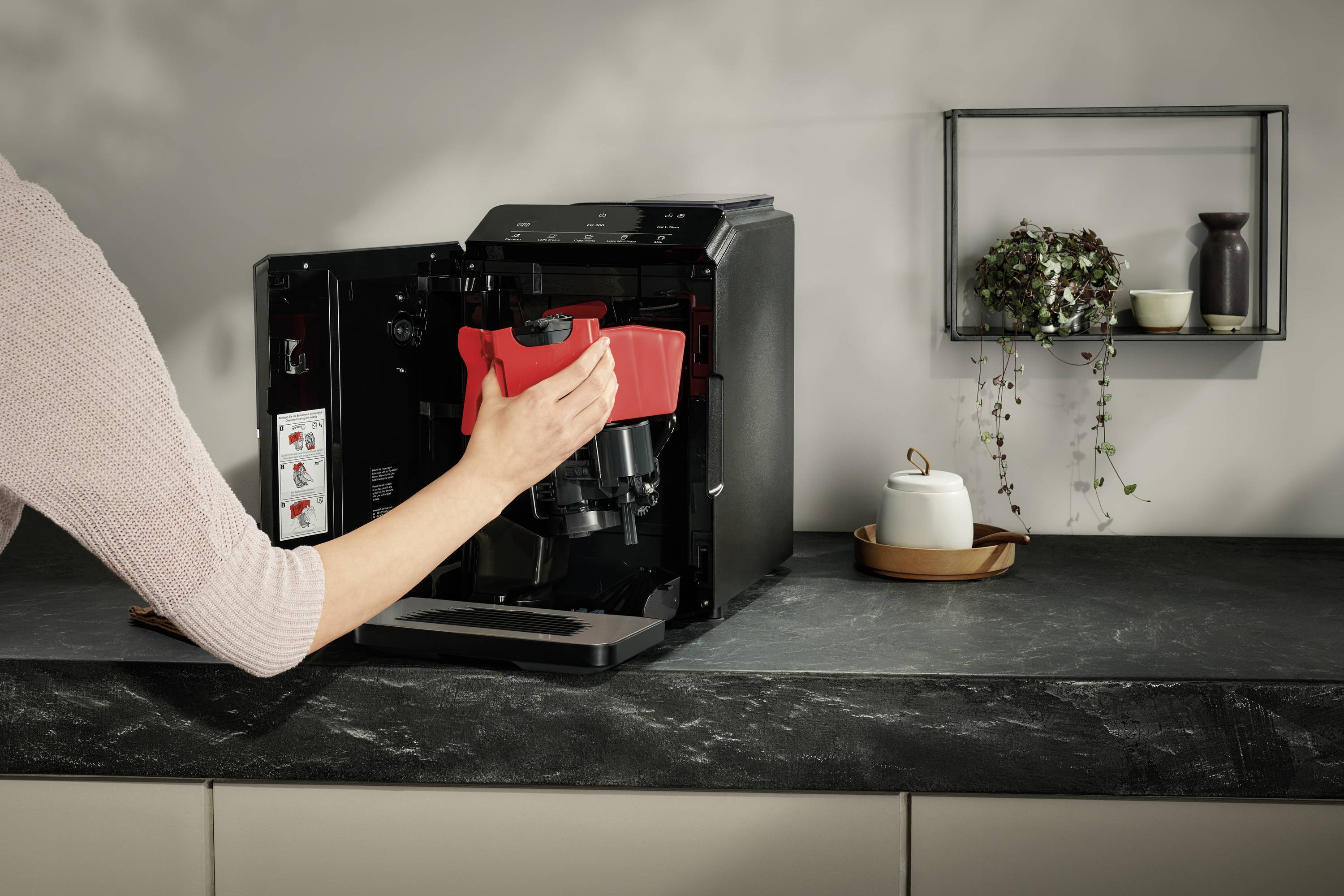 Siemens Hausgeräte TF301E19 Kaffeevollautomat Klavierlack-Schwarz