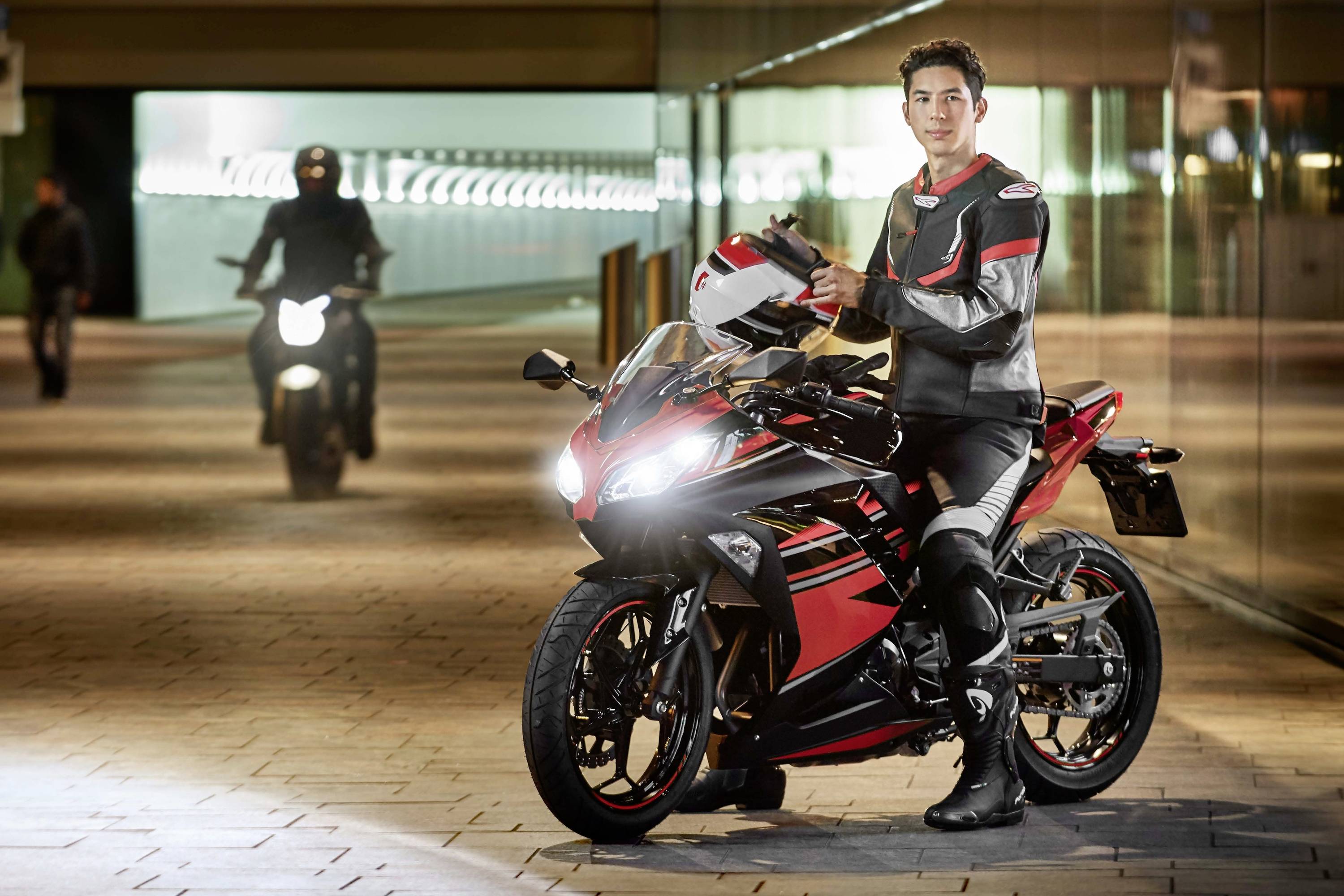 Philips Automotive 12342WVUBW Halogen Leuchtmittel WhiteVision Ultra H4 60/55W 12V