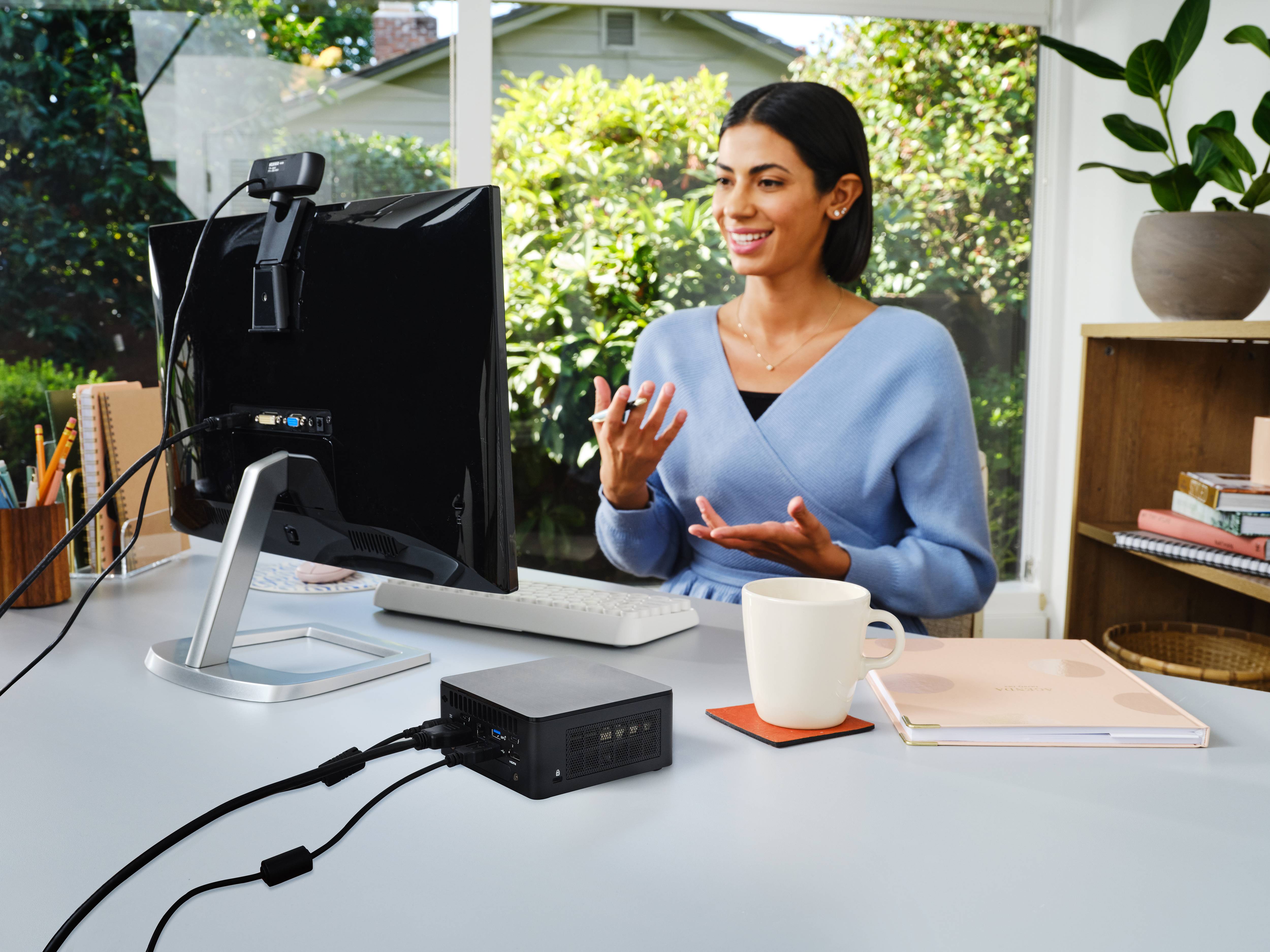 Intel Barebone NUC 12 Pro Kit NUC12WSHi7 Intel® Core™ i7 i7-1260P 4.7 GHz Intel Iris Xe Graphics FreeDOS RNUC12WSHI70002