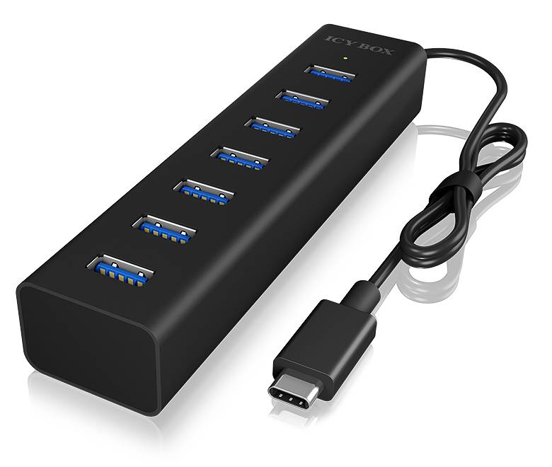 Schwarzer USB-Hub mit sieben USB-Anschlüssen, verbunden durch ein Kabel mit einem USB-C-Stecker. Geeignet für mehrere Geräteanschlüsse.