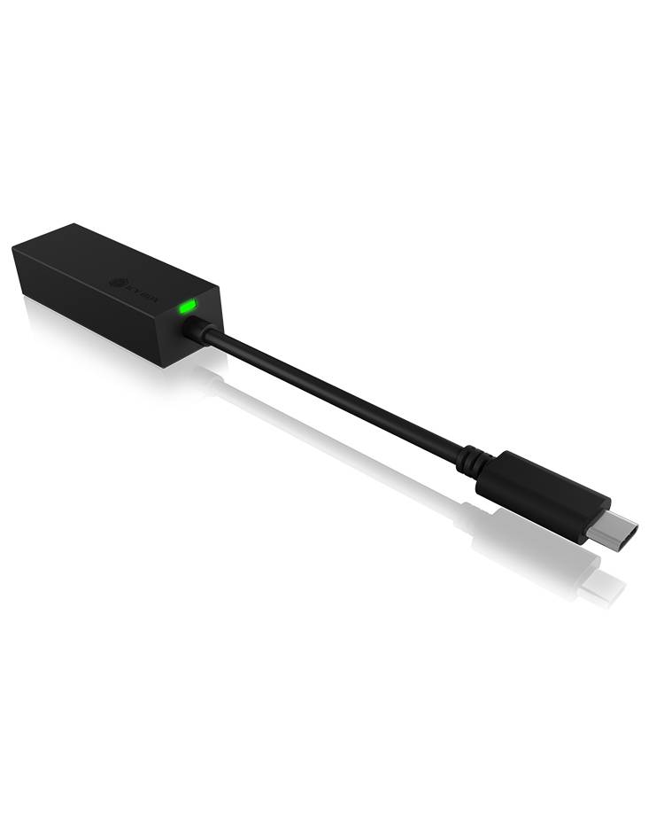 Schwarzer Adapter mit USB-C-Anschluss und grün leuchtendem Indikator.