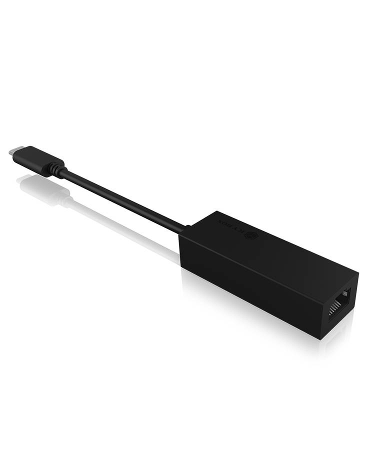 Ein schwarzer USB-C-auf-Ethernet-Adapter, der eine kabelgebundene Internetverbindung für Geräte mit einem USB-C-Anschluss ermöglicht.