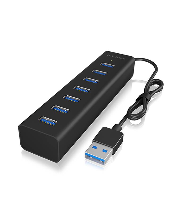 Ein schwarzer USB-Hub mit sieben USB-3.0-Anschlüssen und einem angeschlossenen Kabel, geeignet für den Anschluss mehrerer Geräte an einen Computer.