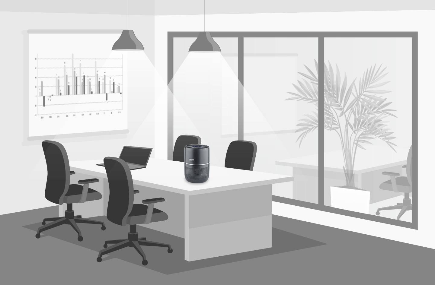 Konferenzraum mit Tisch, vier Stühlen, Laptop, Präsentationsdiagramm an der Wand und smarter Lautsprecher auf dem Tisch.
