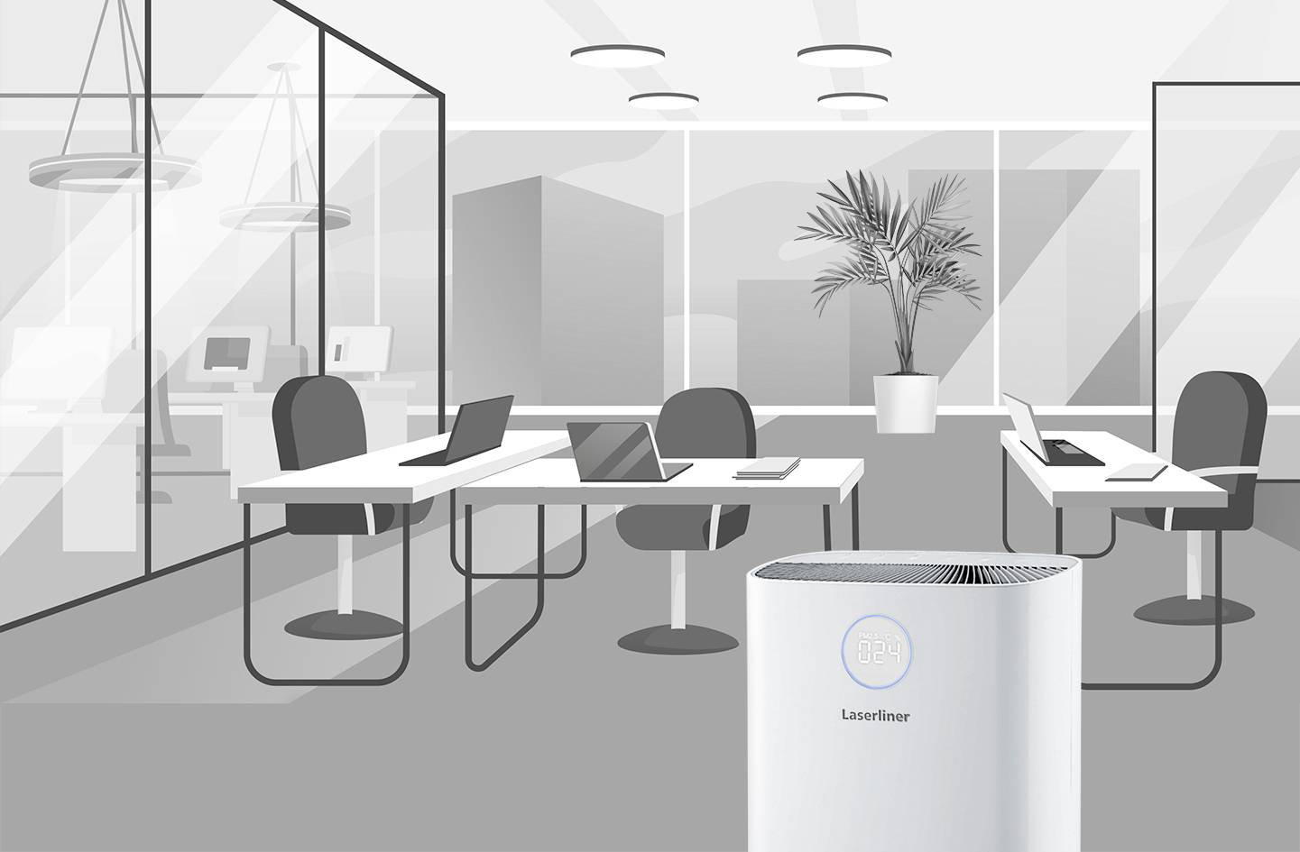 Ein modernes Büro mit mehreren Schreibtischen, Laptops und einem Luftreiniger im Vordergrund. Große Fenster und eine Pflanze im Hintergrund.