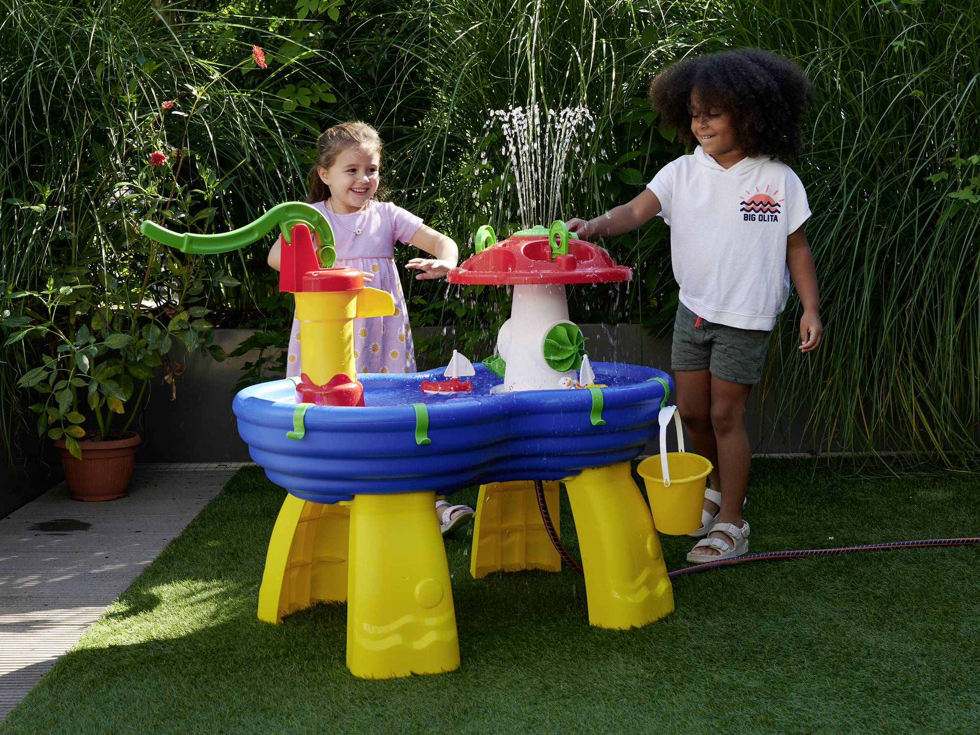 AquaPlay Wassertisch mit Schlauchanschluss