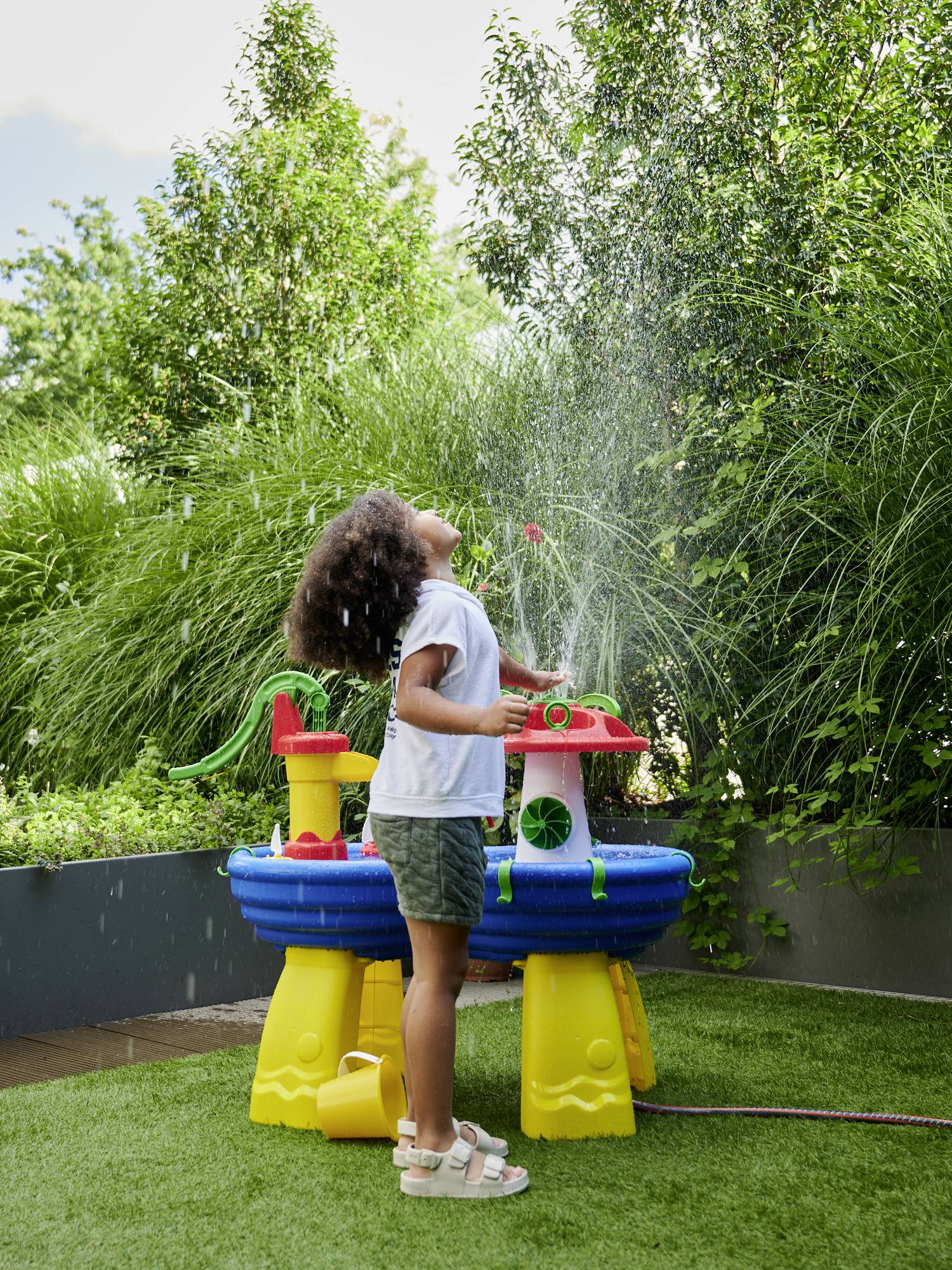 AquaPlay Wassertisch mit Schlauchanschluss