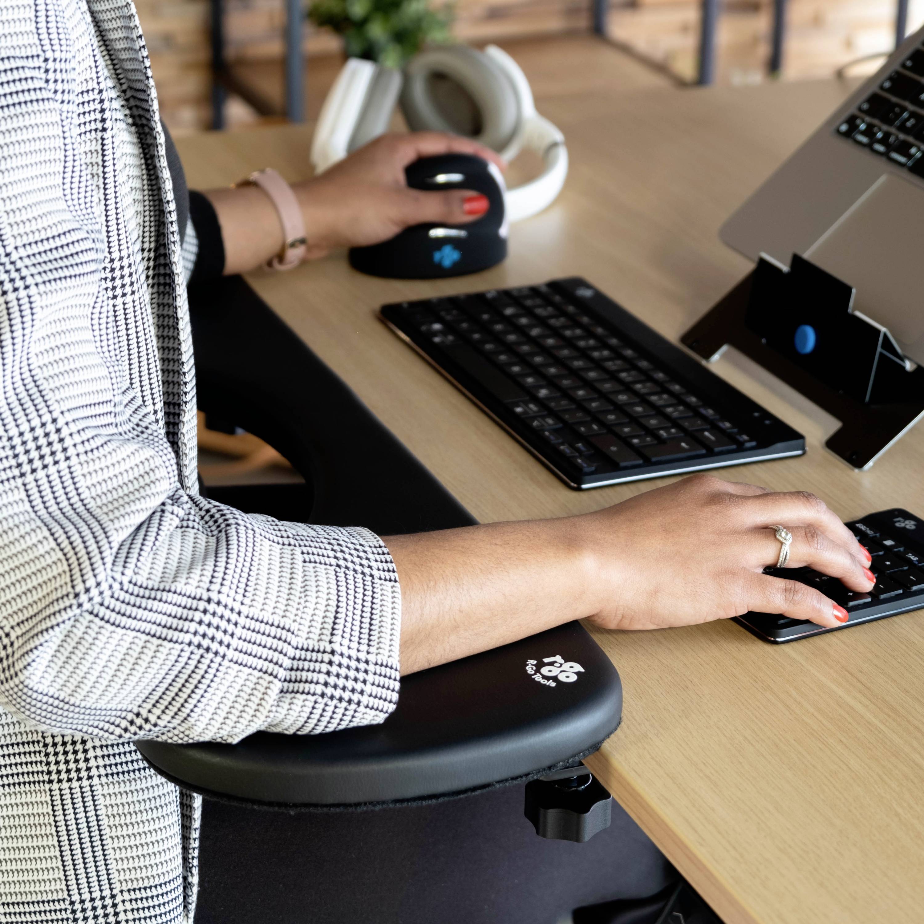 R-GO Tools Armlehne Handgelenksstütze Schwarz