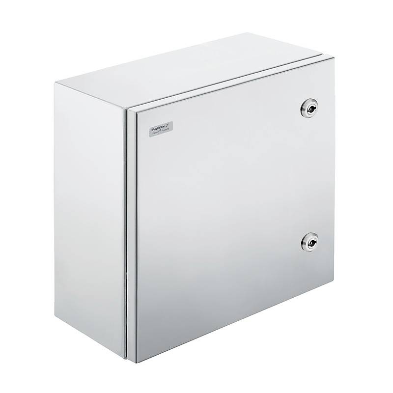 Metall-Elektrokasten mit zwei verschließbaren Türen, minimalistisch und robust gestaltet, zur sicheren Aufbewahrung elektrischer Komponenten.
