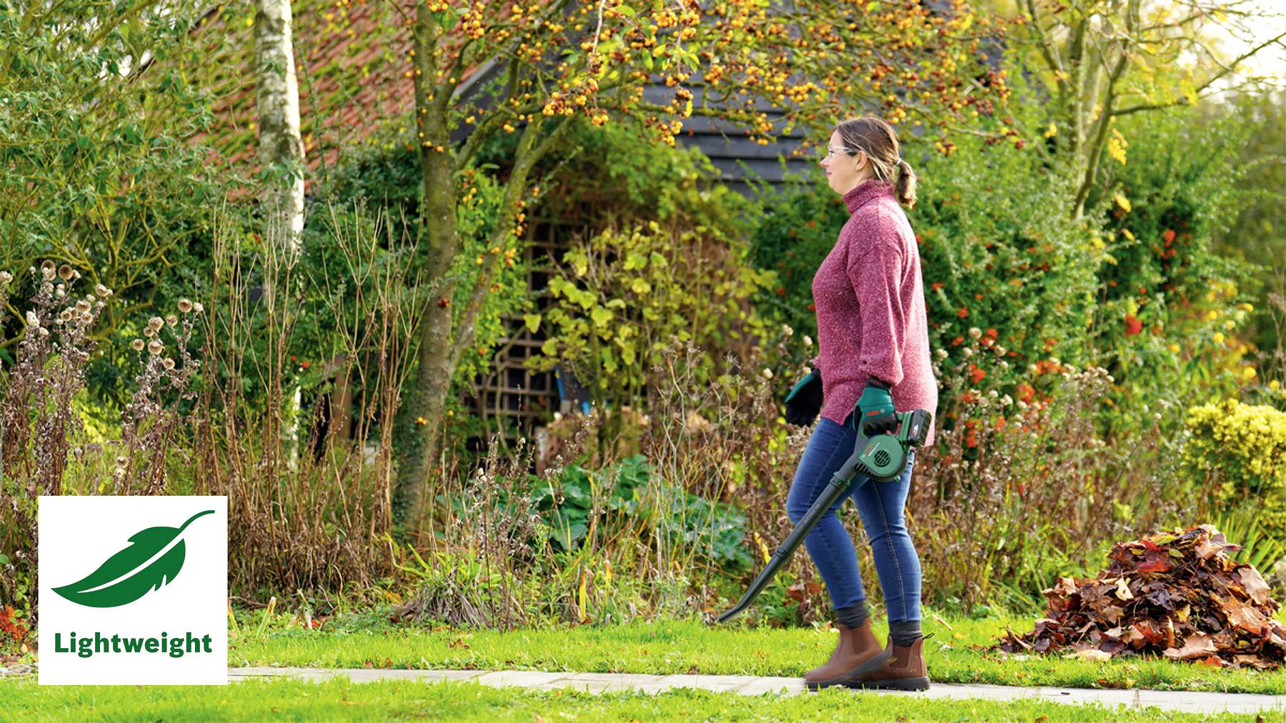 Bosch Home and Garden 06008A0600 UniversalLeafBlower 18V-130 Akku Laubbläser inkl. Akku 18V