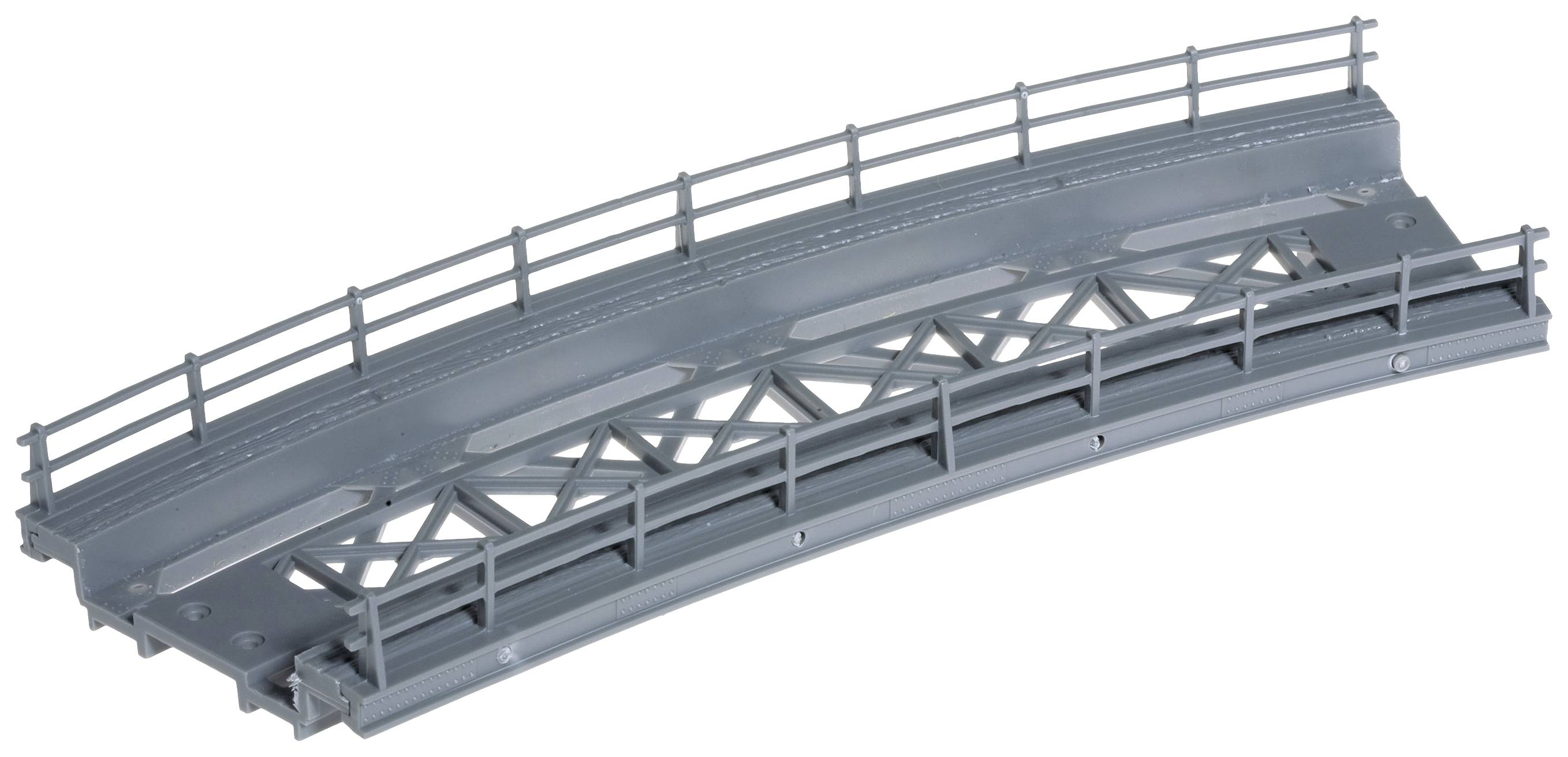 Graue Modellbrücke mit Geländer und Gitterdesign, leicht gebogen, auf weißem Hintergrund. Geeignet für Modellbau oder Diorama.