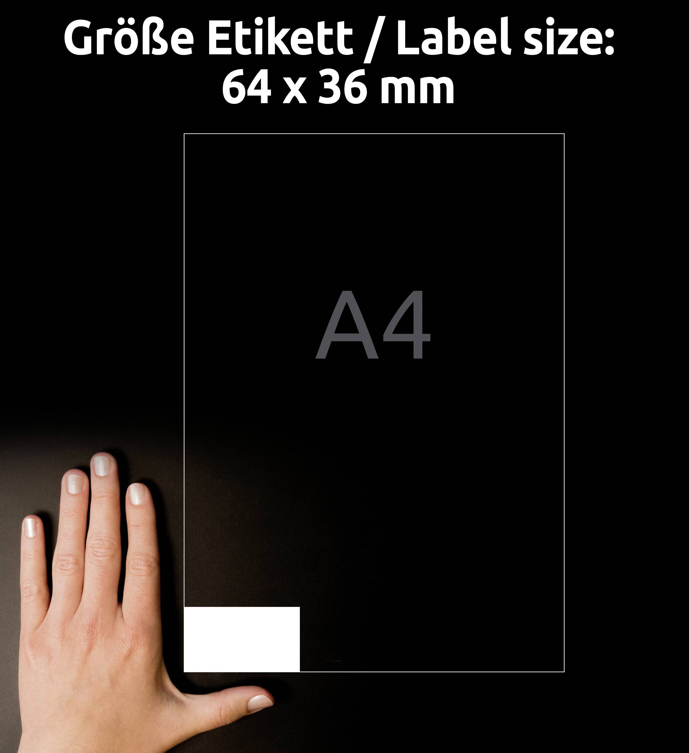 A4-Blatt mit Hand zur Größenreferenz. Etikettgröße: 64 x 36 mm, links unten platziert.