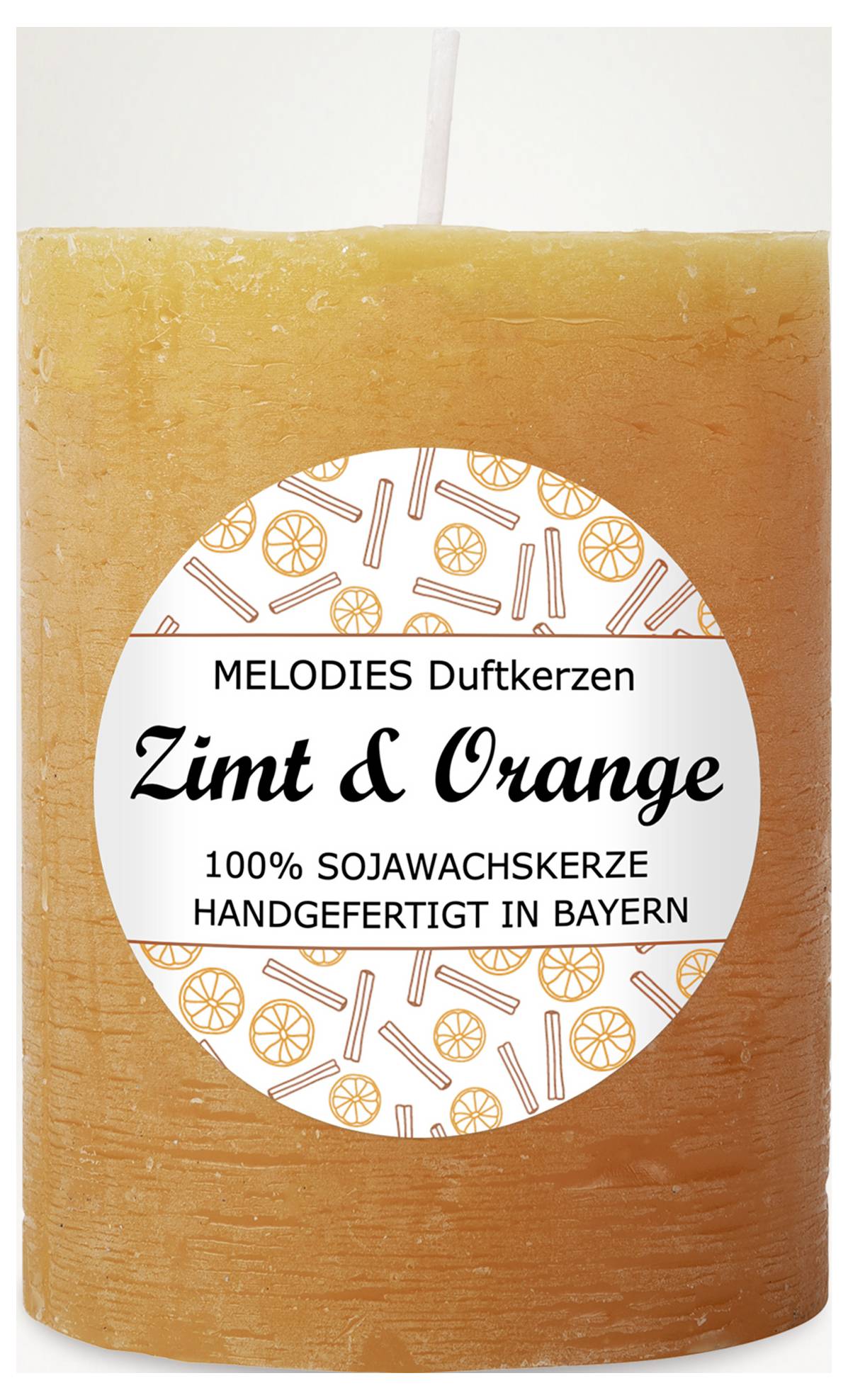 Orangefarbene Duftkerze mit Etikett 'MELODIES Duftkerzen Zimt & Orange', 100% Sojawachs, handgefertigt in Bayern.