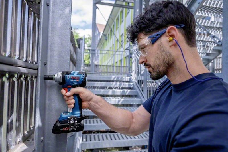 Bosch Professional 18V-330 HC 06019L5003 Akku-Drehschlagschrauber 18 V Li-Ion inkl. 2. Akku, inkl. Ladegerät, inkl. Koffer
