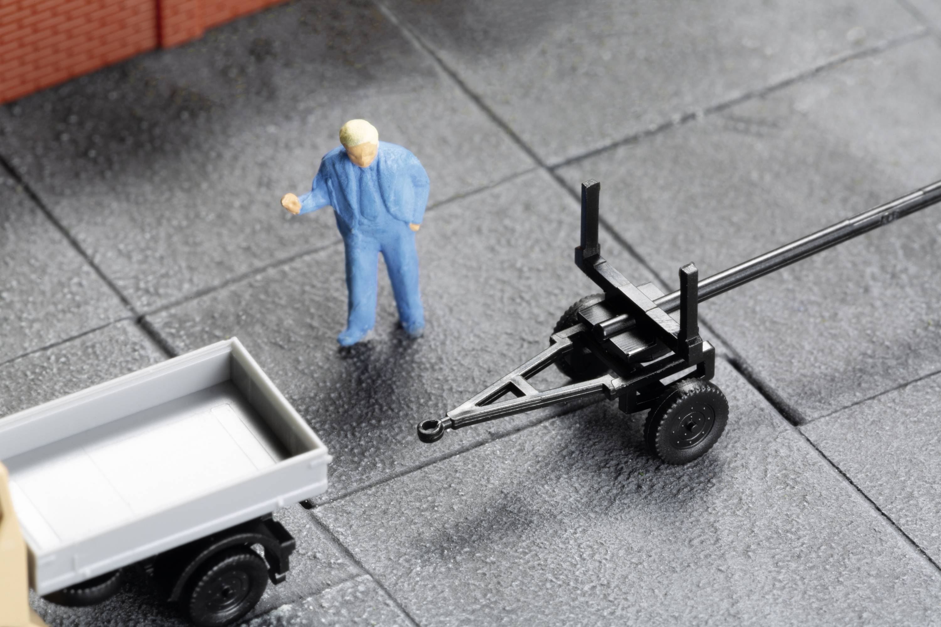 Auhagen 44658 N LKW Modell Multicar M22 Pritsche mit Langmaterialanhänger