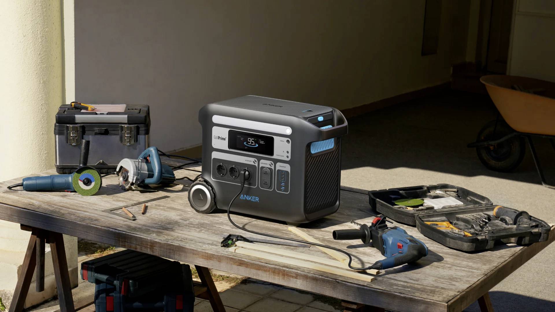 Anker 767 PowerHouse Powerstation 640 Ah LiFePO 4 Schwarz mit Laderegler