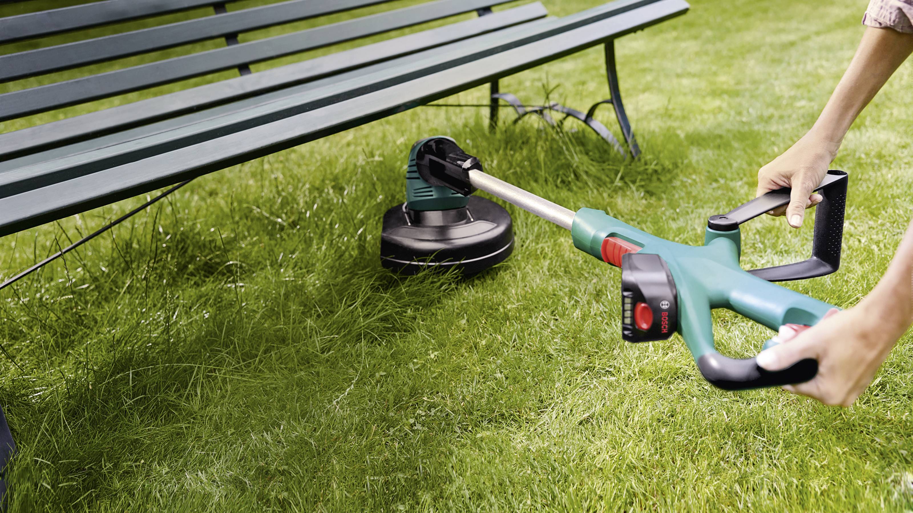 Bosch Home and Garden ART 24, B-Ware Elektro Rasentrimmer B-Ware (beschädigte / fehlende Verpackung) 230V Schnittbreite (max.)
