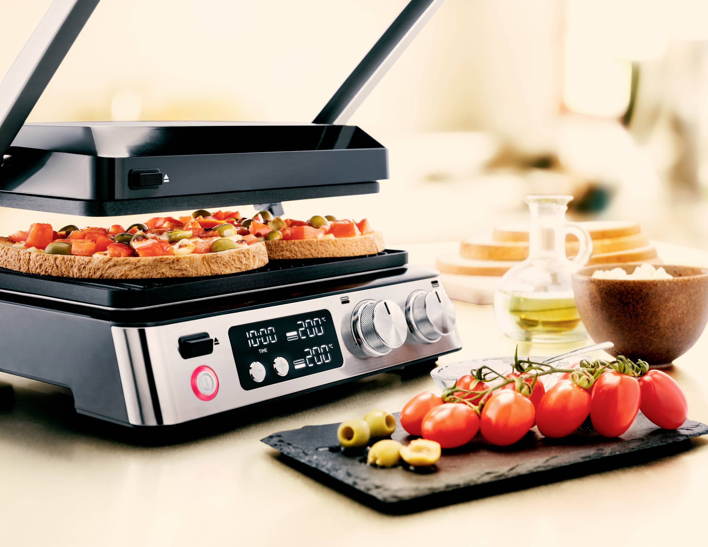 Braun CG7040 CG BRAUN STEELBK Tisch Kontaktgrill Timerfunktion, klappbar, mit Display, tragbar Schwarz, Edelstahl